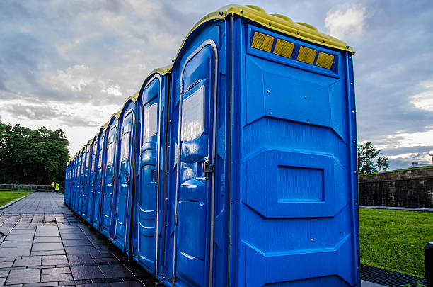 Best Portable toilet rental cost  in Birngham, MI